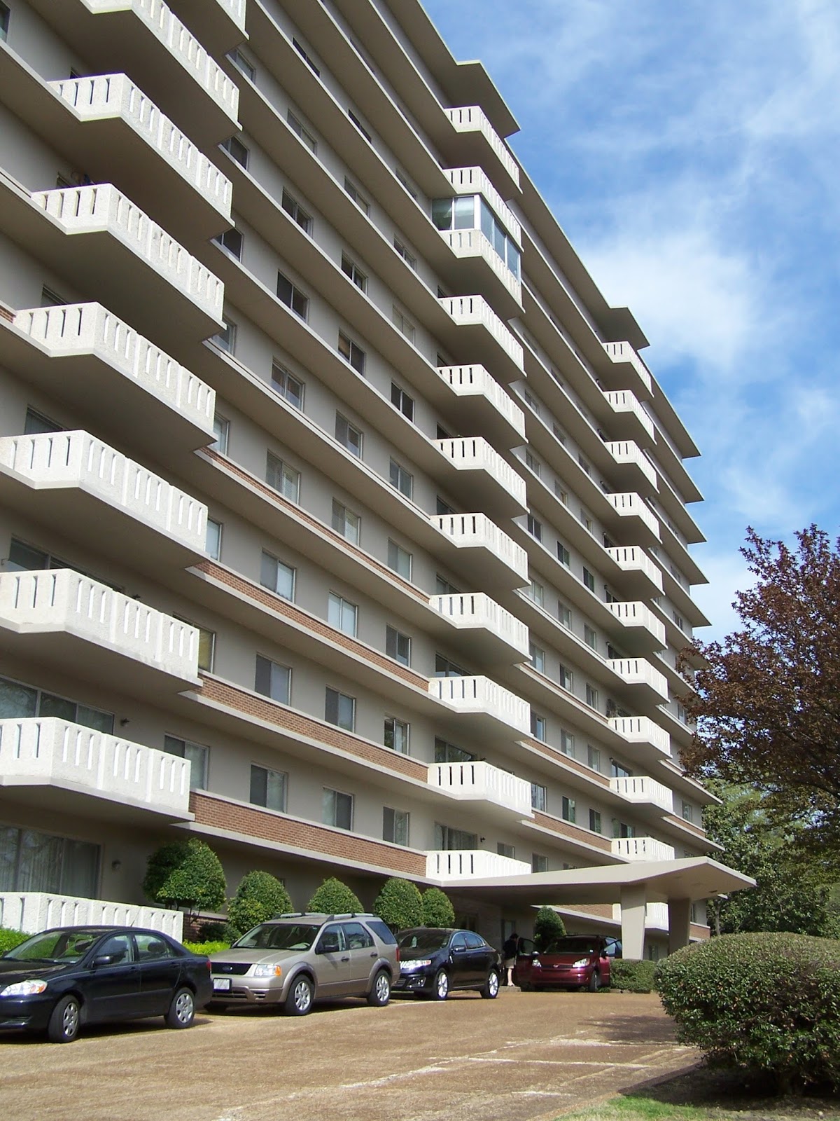 Crème de Memph Parkway House