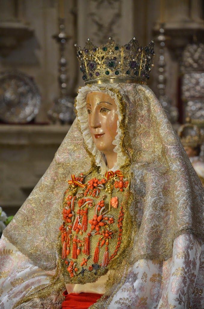 Virgen de los Reyes - Sevilla Virgen de los Reyes - Sevilla