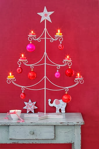 Love me Bowlessly: Un-Tree The Christmas Trees!!