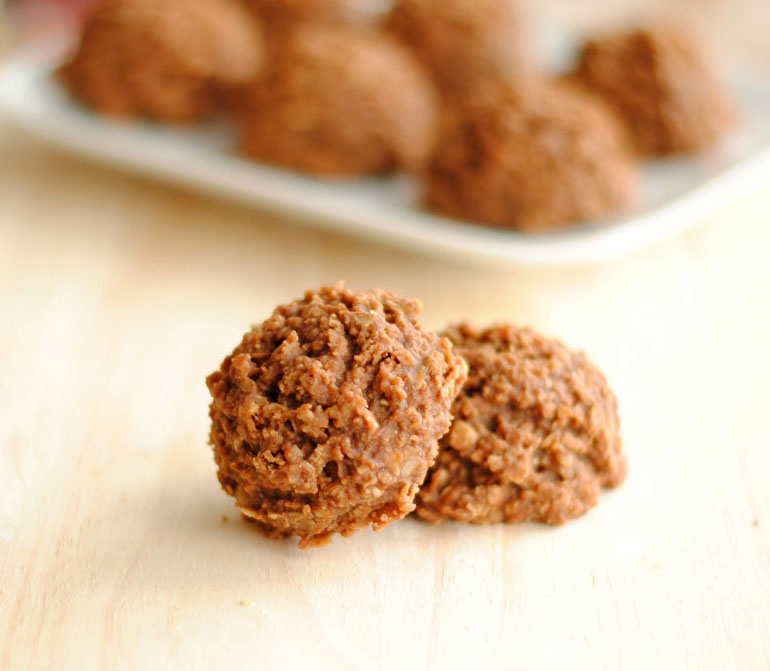 Leanne bakes NoBake Chocolate Peanut Butter Drops