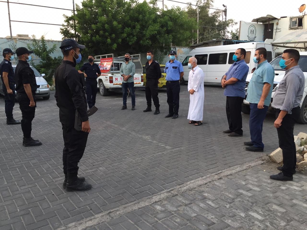 النائب الغول يتفقد مركز شرطة الشاطئ النائب الغول يتفقد مركز شرطة الشاطئ