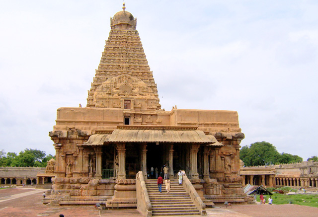 mind body spirit odyssey hindu temple a pilgrimage to the sacred the exterior form of the hindu temple is a symbol of