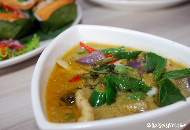 Thai Green Curry Chicken (RM 13.50) Thai Green Curry Chicken (RM 13.50)