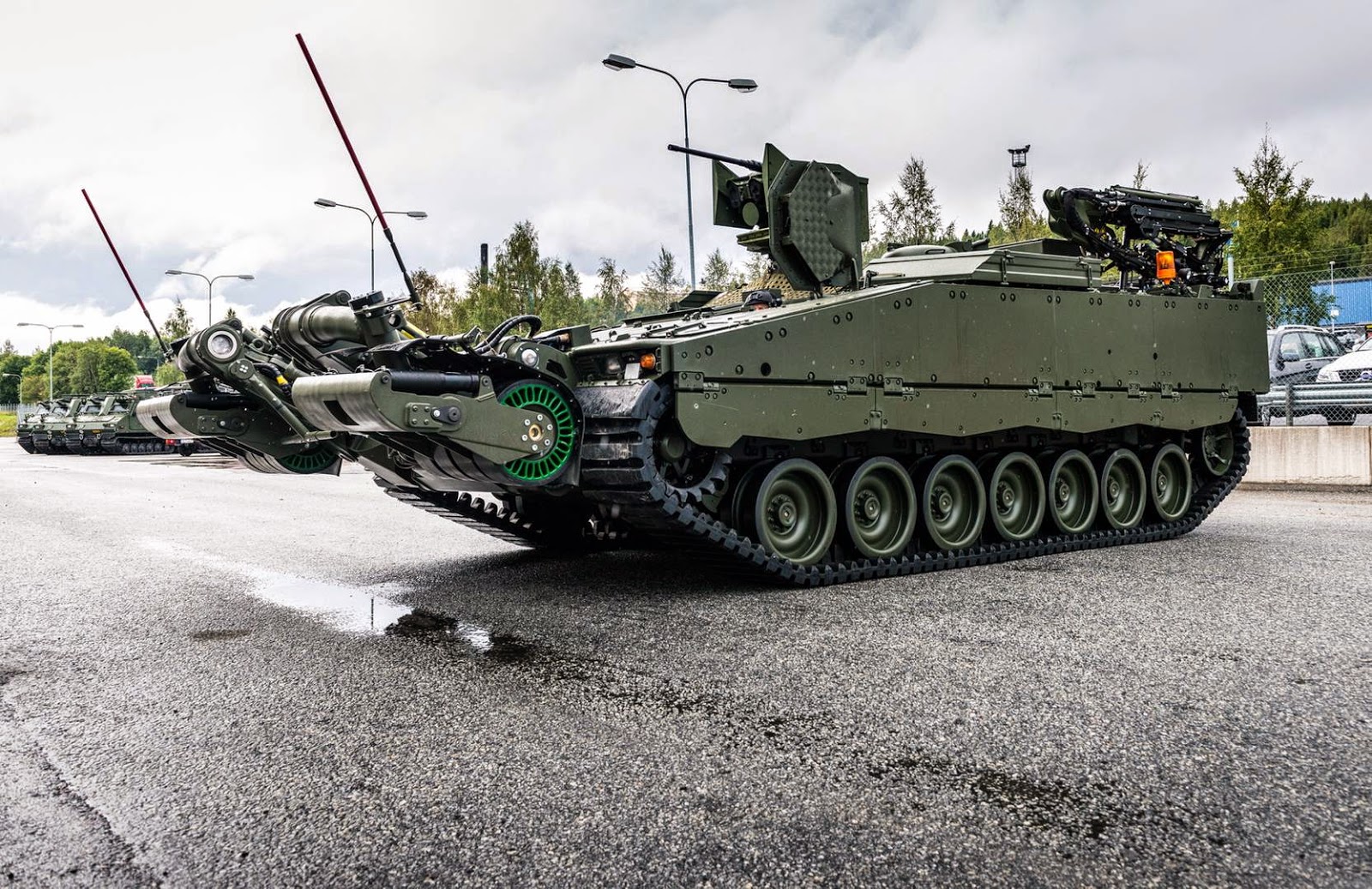 warfare technology  cv90 combat engineering vehicle