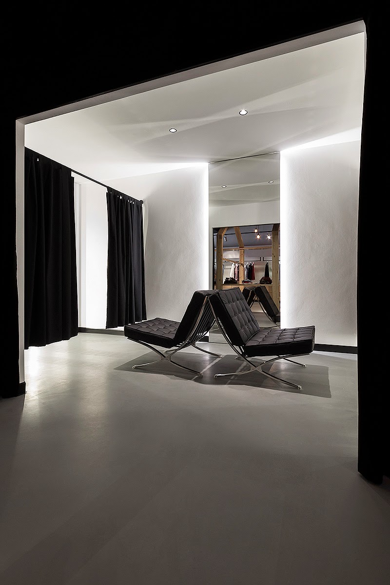 Marzua: Un local donde comprar ropa y degustar un café, por Nan Arquitectos