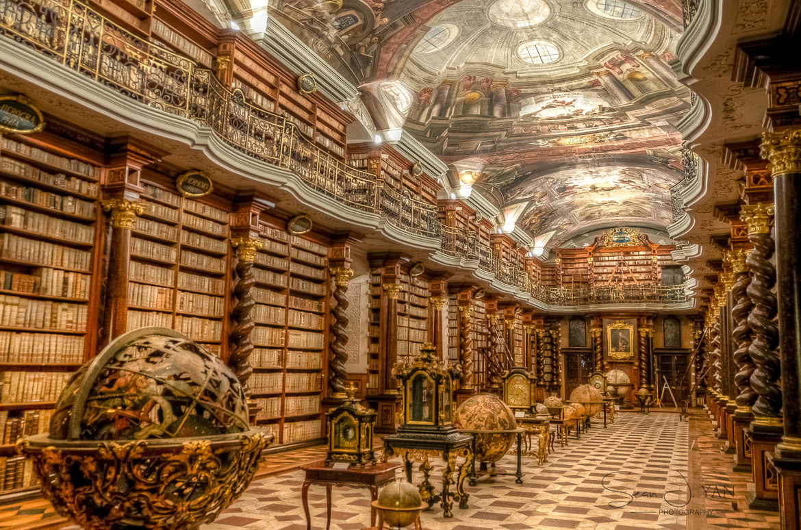 [1.º Andar] Biblioteca Antique+Library+in+Prague