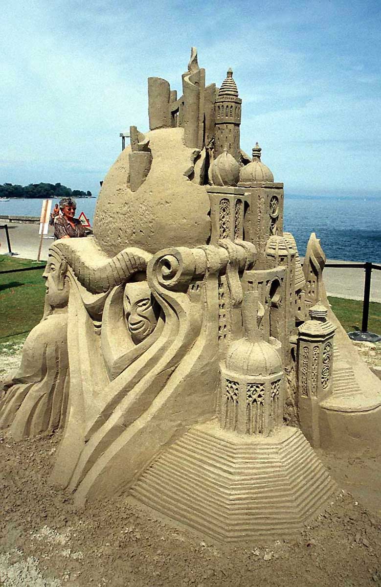 Amazing Sand Castles - Bellisima