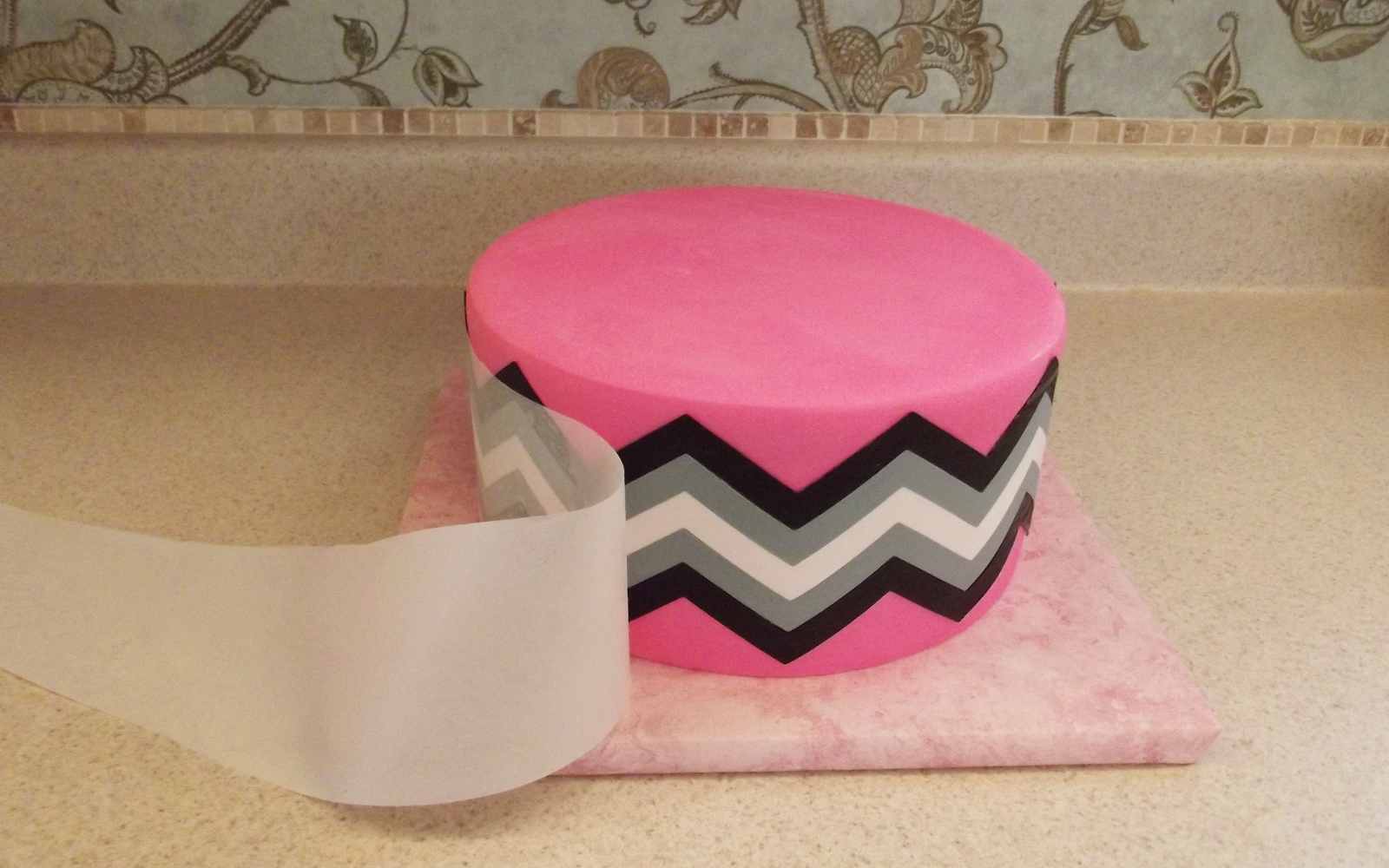 Creative Designs For Cakes: Creating a Wrap Design