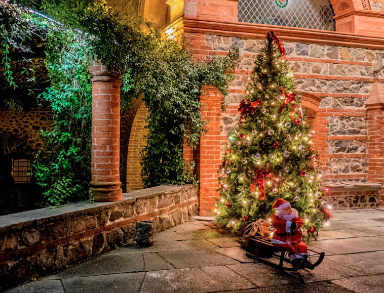 Happy Christmas, buon Natale | Blue Planet Heart
