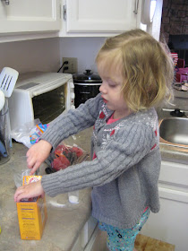 Learning and Playing in 2 Bedrooms or Less: Balloon Science