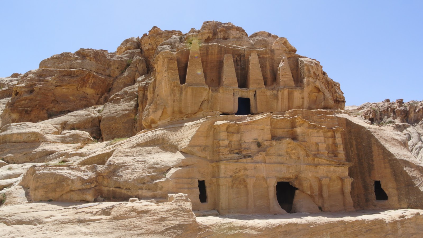 Una fotografía de la ciudad de Petra.