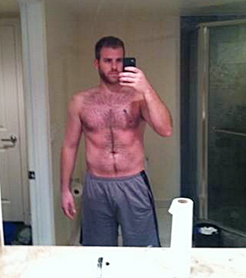 SONHOS OBSCENOS: SCOTT EVANS PELADO E DE PAU DURO