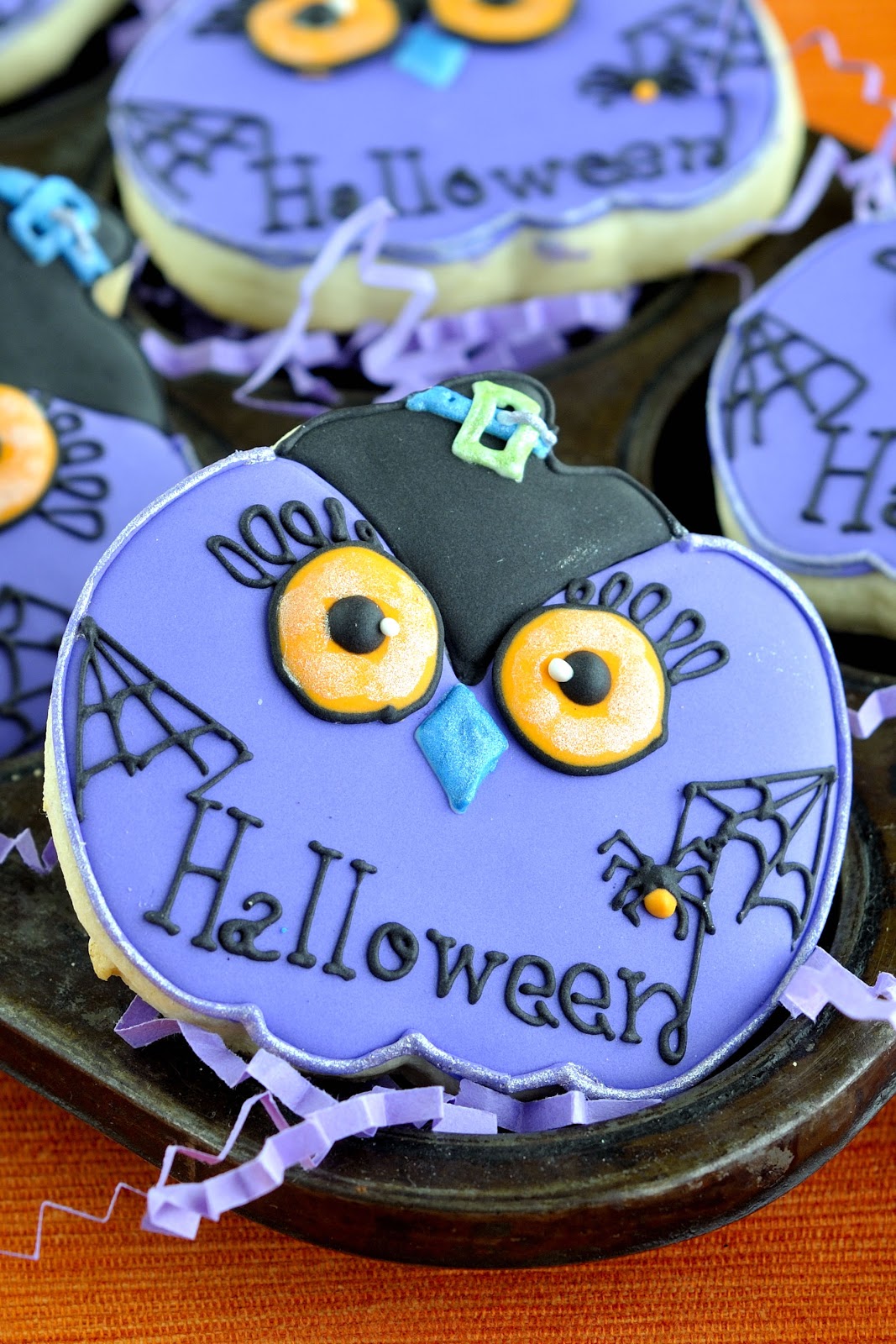 Haniela's Pumpkin Cookie Cutter Halloween Cookies