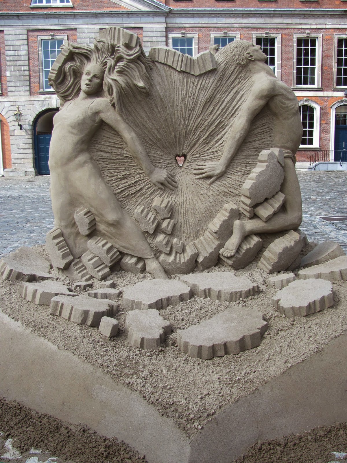 Wide Look Sand Sculptures Dublin Castle 2014