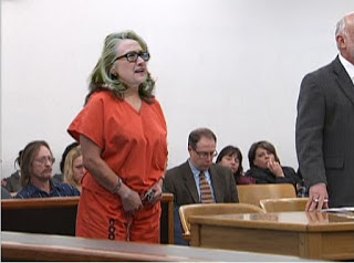 150815-hillary-prison-orange-jumpsuit-74