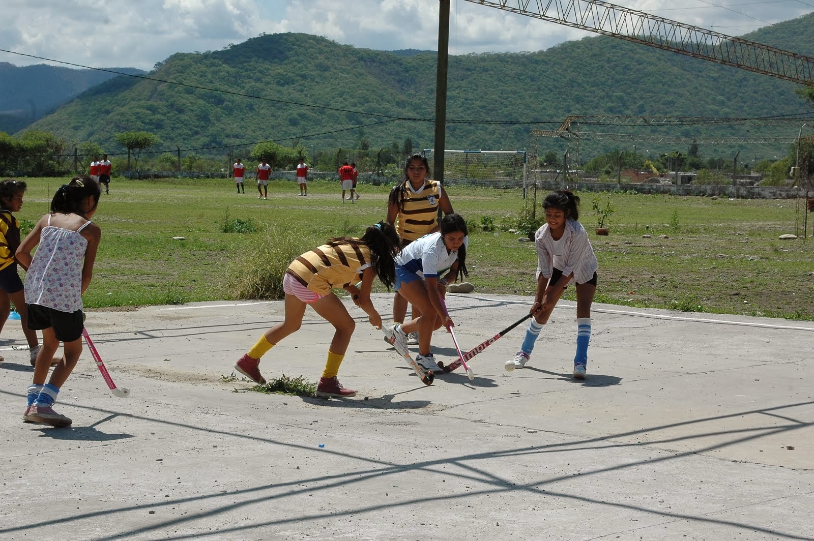 UNA JORNADA A PURO HOCKEY