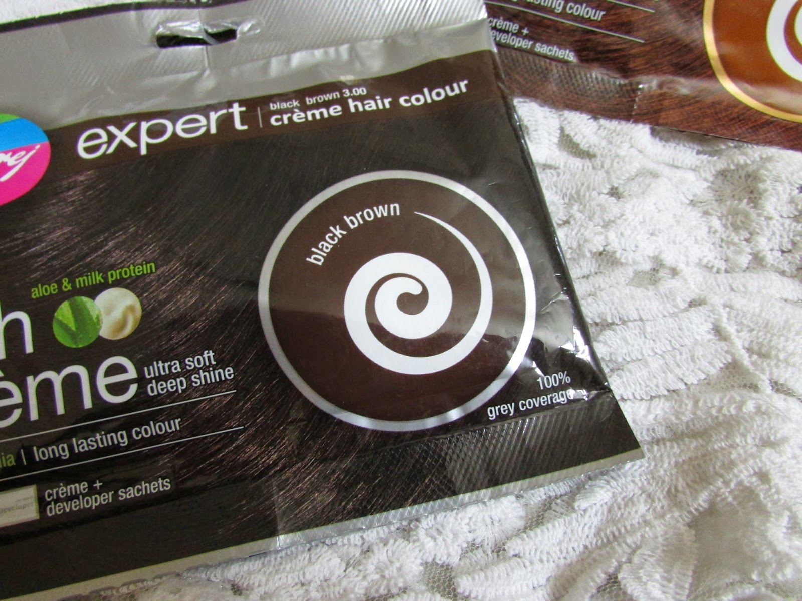 Godrej Expert Rich Creme Hair Colour Review | Indian Beauty Diary