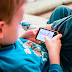 Por que crianças não devem ter tablets e smartphones antes dos 12 anos