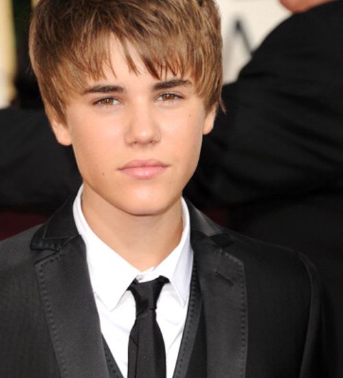 justin bieber 2011 hairstyle. Justin Bieber haircut