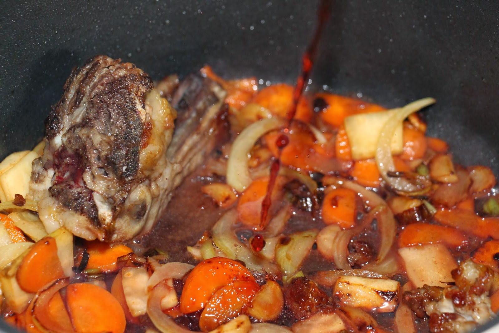 Zdaniem szefa kuchni Demi glace doskonała baza do ciemnych sosów!