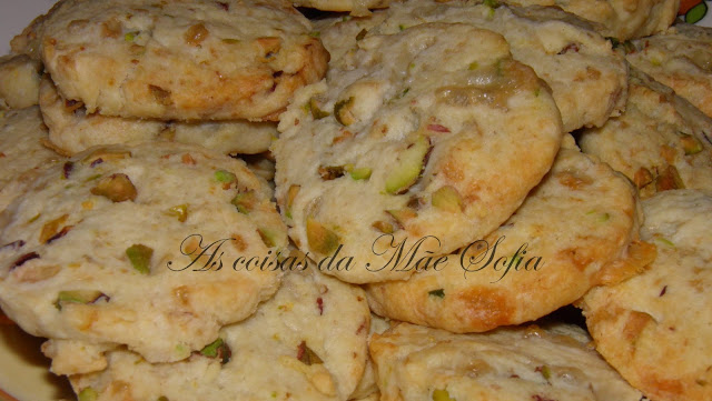 Bolachinhas de Gorgonzola e pistachios / Gorgonzola and pistachios cookies