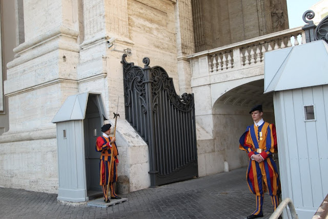 The famous Swiss Guards in the Vatican City, Rome, Italy The famous Swiss Guards in the Vatican City, Rome, Italy