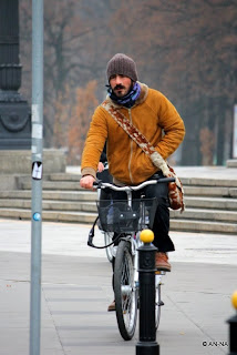 En bicicleta