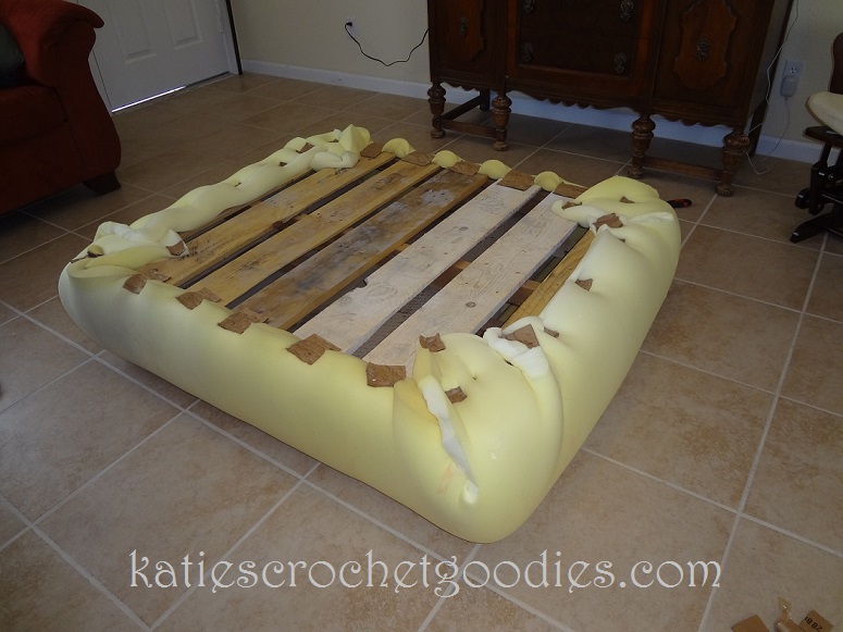 diy wood ottoman