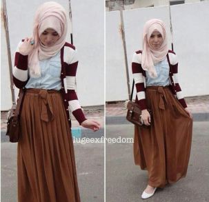 Colletion Popular Hijab Outfit Ideas For School