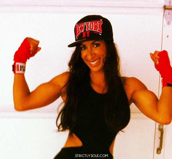 All about the rapper Sole' New Fitness Photo shoot