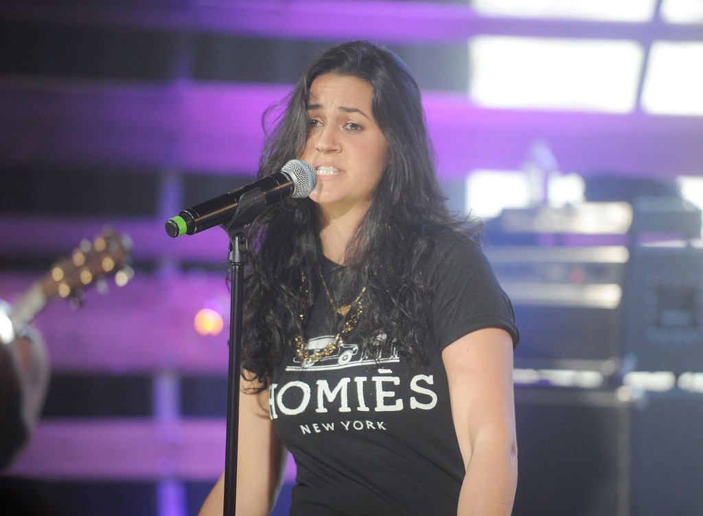 Soul 11 Music Live Clip "Gangsta" (Kat Dahlia)