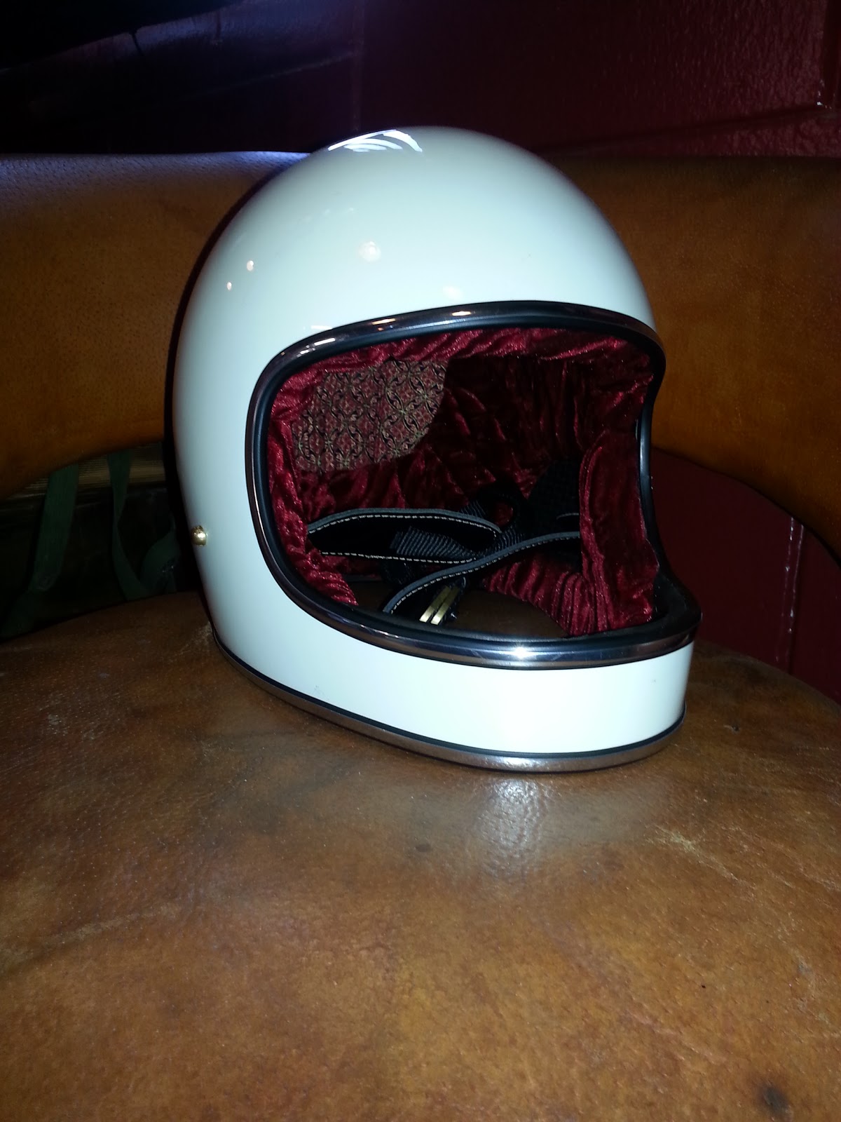 HelmetDivision Old Gold "Daytona"