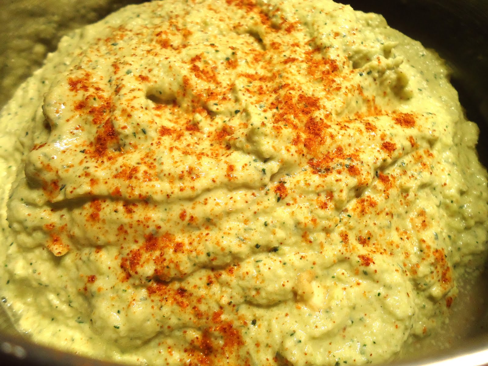 Get Skinny, Go Vegan. Raw Vegan Zucchini Hummus from "Raw Food Made