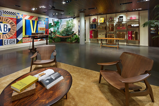 L'AVENTURE - le magasin éphémère de Louis Vuitton LAVENTURE, Aventure, LouisVuitton, louis-vuitton, lv, tyler-brule, lvmh, escale, voyage, explorateur, globetrotter-globe-trotters, magasin-éphémère, pop-up-shop, bagage, valise, monogramme, paris, luxe, savoir-faire, artisanat, du-dessin-aux-podiums, avenue-montaigne, champs-elysees, paris, france