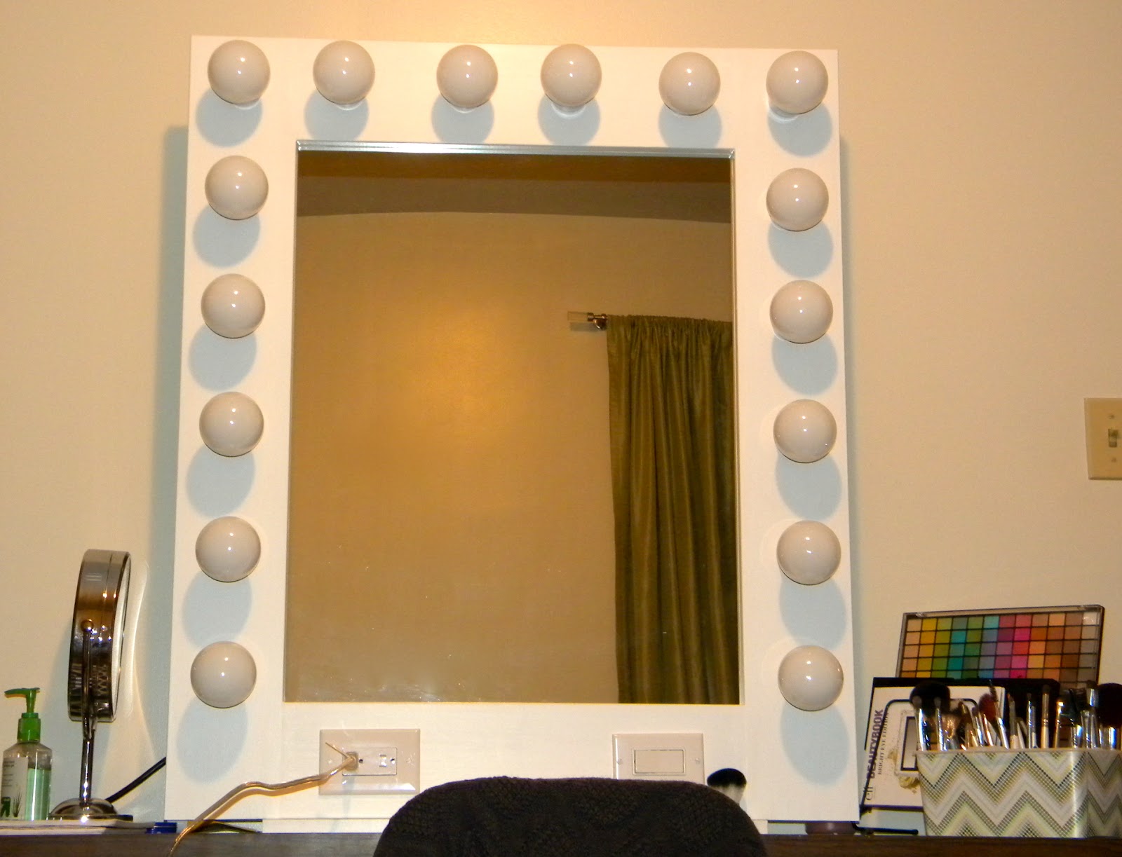 BE~U~TIFUL { Imperfection is Beauty Madness is Genius}: Hollywood style Vanity Mirror Completed