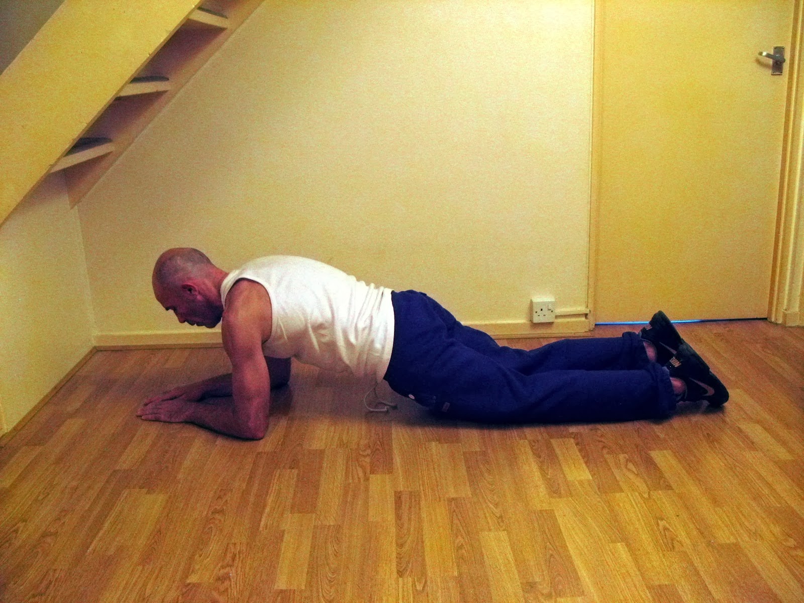 kneeling+plank.JPG