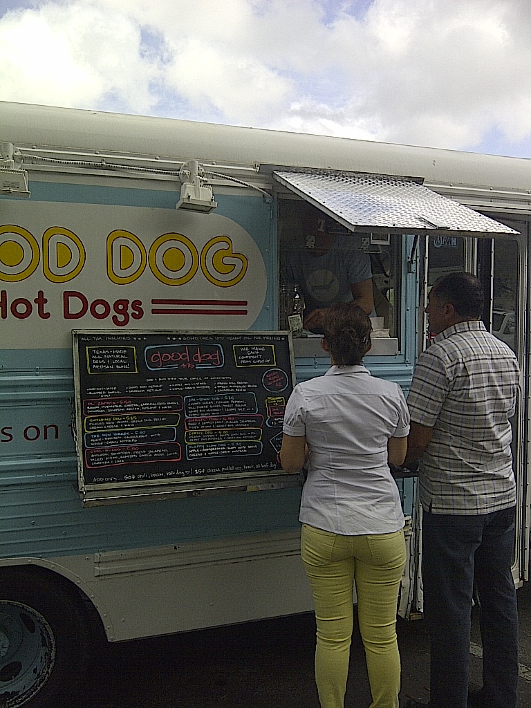 Review Good Dog Hot Dogs