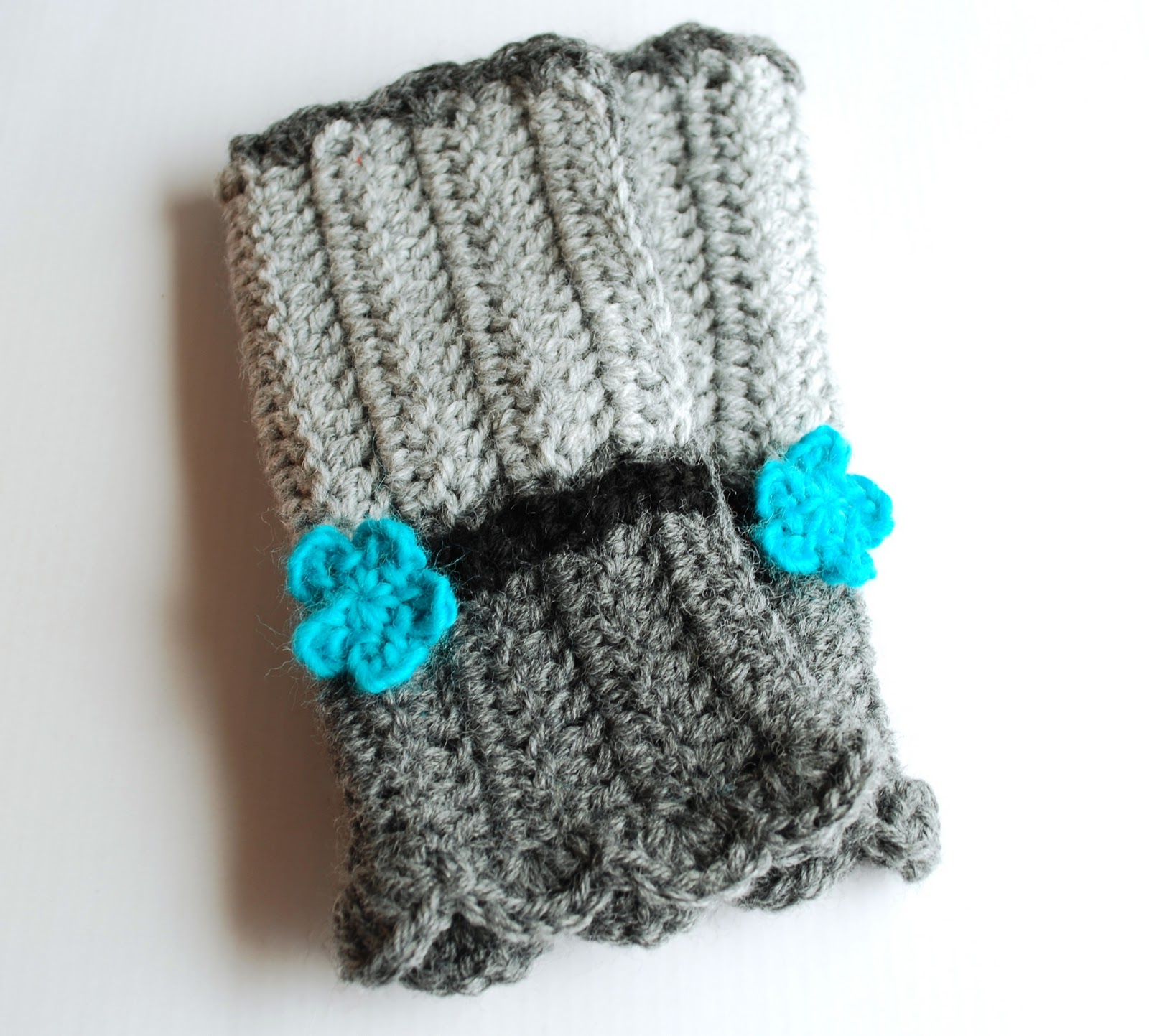 craftydill: pattern : crocheted wrist warmers