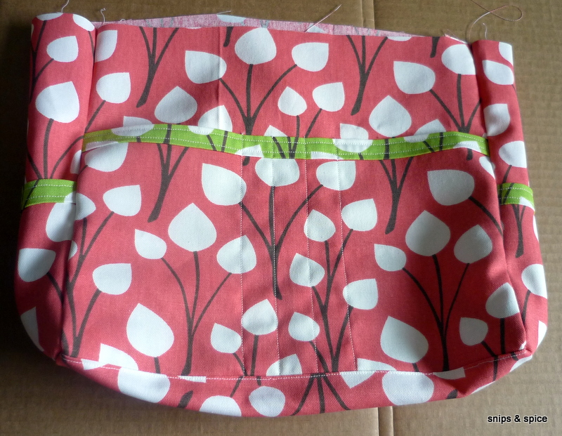 Snips & Spice The (reversible) SchoolTime Messenger Bag