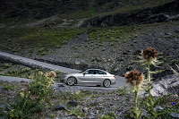 BMW-330e-2.jpg