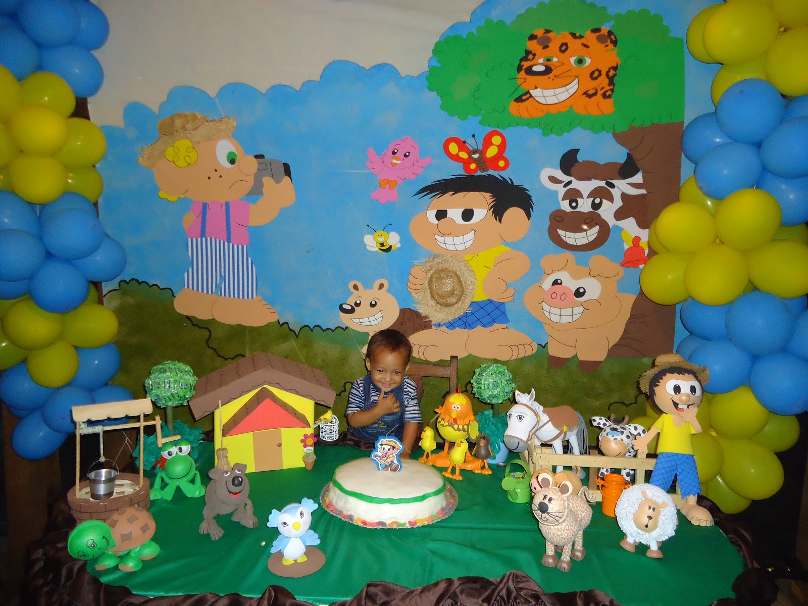 decoracao festa na roca:Cantinho Especial: FESTA “NA ROÇA É PRA LÁ DE BÃO” DECORAÇÃO decoracao festa na roca:Cantinho Especial: FESTA “NA ROÇA É PRA LÁ DE BÃO” DECORAÇÃO