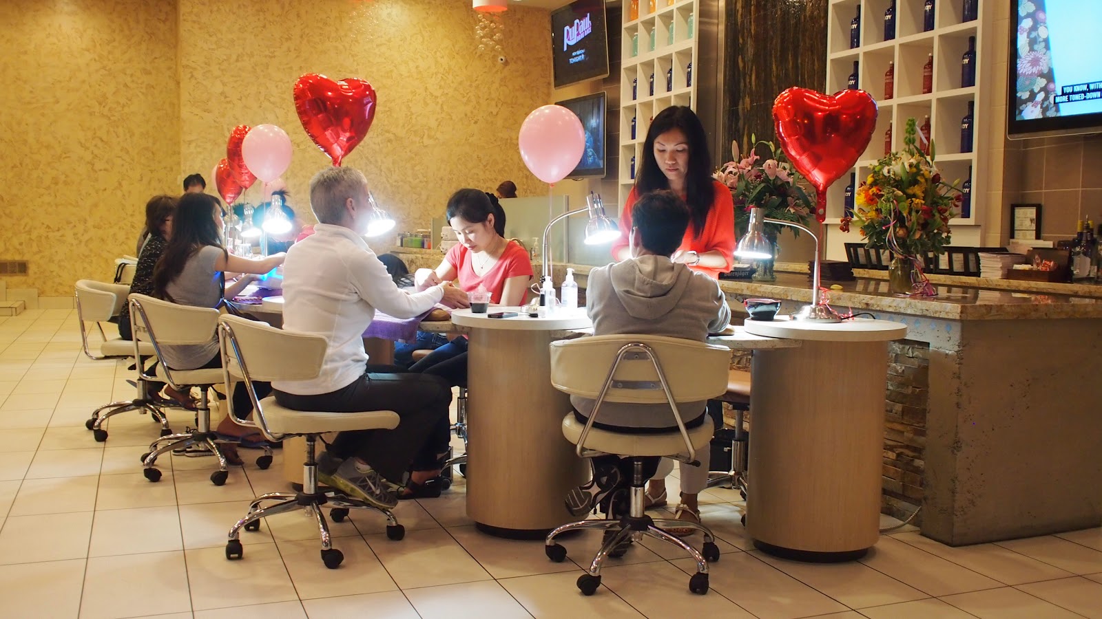 DailyTourist Dallas, Texas Onyx Nail Spa & Bar