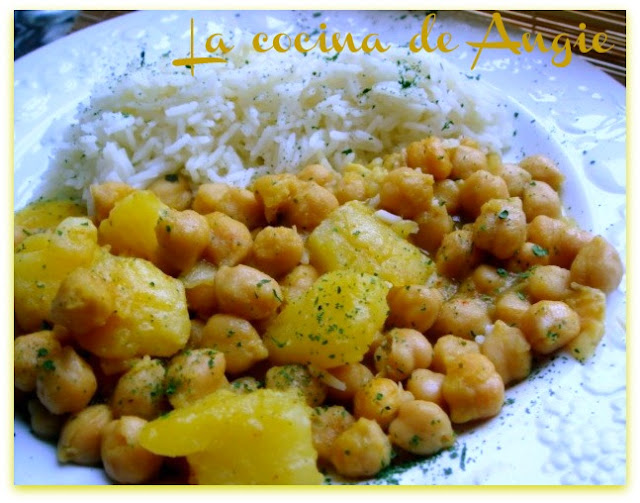 Curry De Garbanzos
