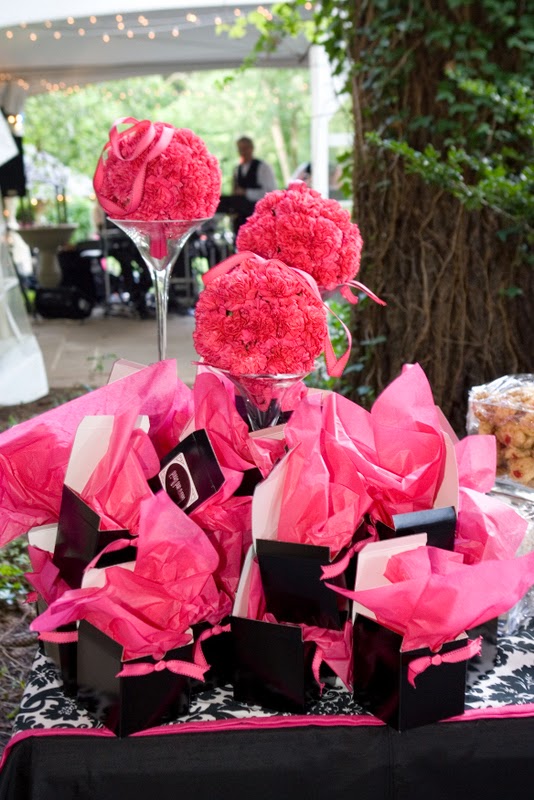 LaLa & Lissy Lou Black and White Wedding with Pink Accents