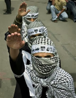 bangladesh - Acciones yihadistas, islamismo y llamamiento$ a "la unidad social y democrática contra la barbarie". Cómo y para qué camuflan la explotación y el dominio de clase capitalistas. - Página 4 Hamas+nazi+salute