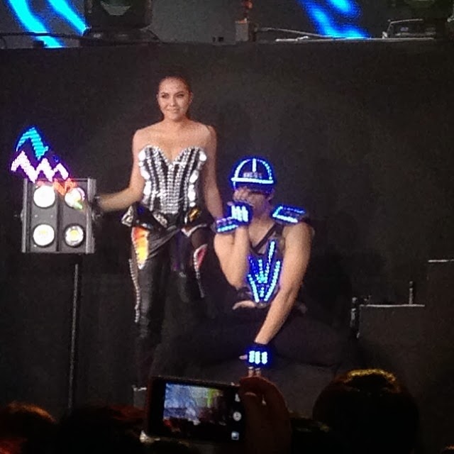 julia montes and enrique gil teleserye 2013 enrique gil quot king of the gil quot concert photos with kathryn julia montes and enrique gil teleserye 2013 enrique gil quot king of the gil quot concert photos with kathryn