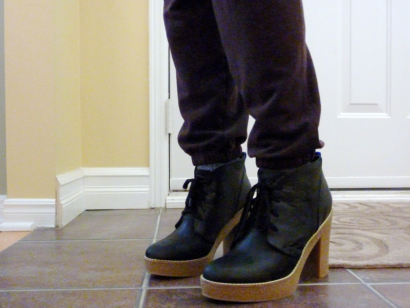 gap lace up boots