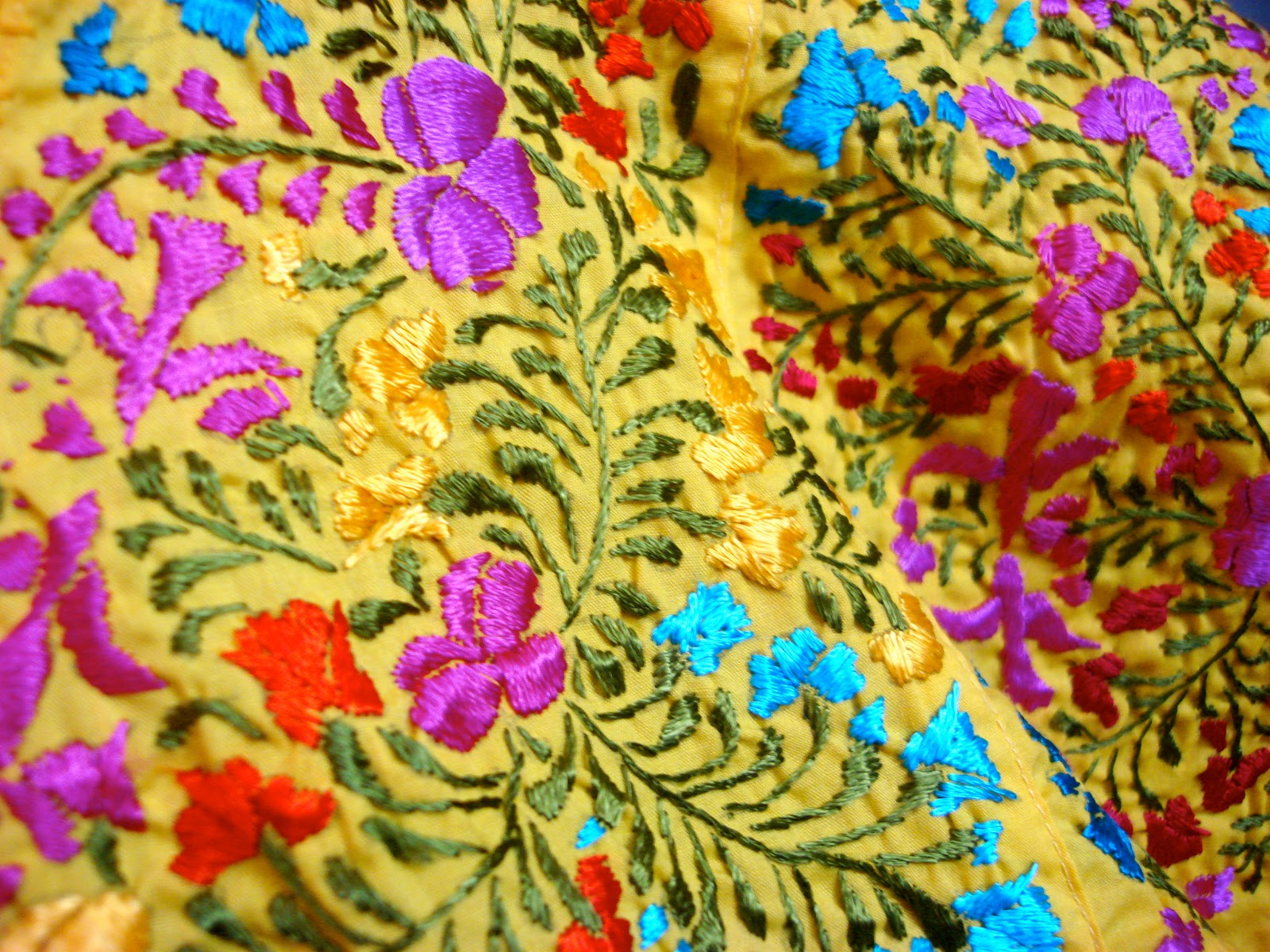 bobby pin bandit Mexican Embroidery