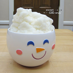 How To Make Snow Ice Cream: Easy Recipe - www.sweetlittleonesblog.com