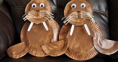 We Love Being Moms!: Letter W (Walrus)